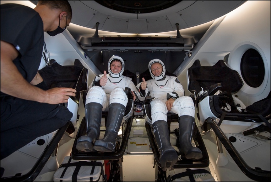 Regresan a Tierra astronautas de la NASA